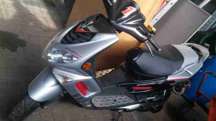 Roller Peugeot Speedfighter2 Silver Sport