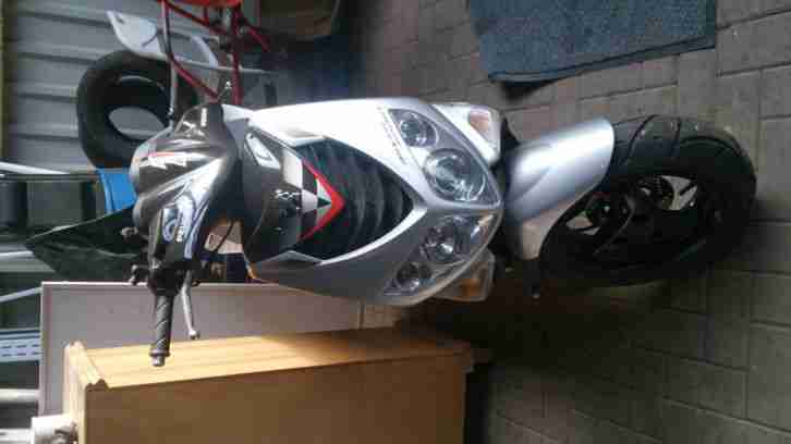 Roller Peugeot Speedfighter2 Silver Sport