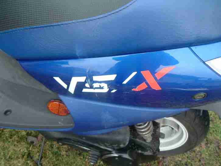 Roller Peugeot Vivacity mit Drossel 25 km/h