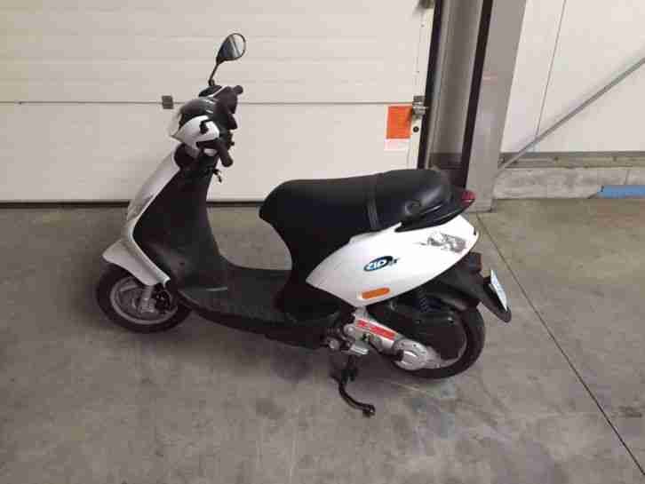 Roller Piaggio C25 weiss nur 944 Km