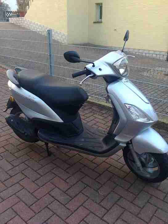 Roller Piaggio Fly