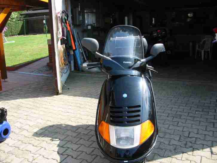 Roller Piaggio Hexagon