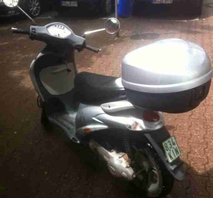 Roller Piaggio Liberty 50 Inkl Original Helm Case Top Zustand 2006 Model