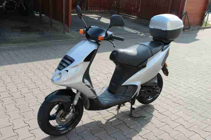 Roller Piaggio NRG MC2 mit 50ccm, Wasserkühlung