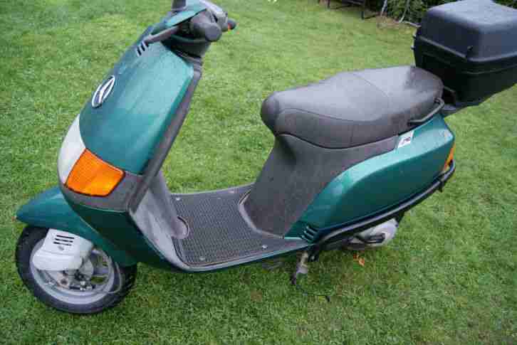 Roller Piaggio Sfera NSL 80 1993 Bj mit TÜV bis 09.2015 7.500 km Stand