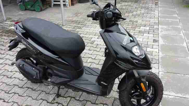 Roller Piaggio (TPH) C50 Typhoon TOP Zustand 4606Km 2T schwarz Roller