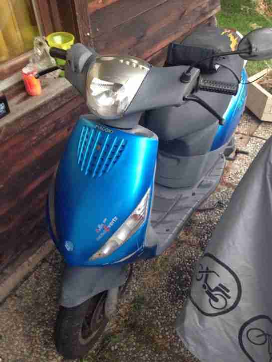 Roller Piaggio Zip