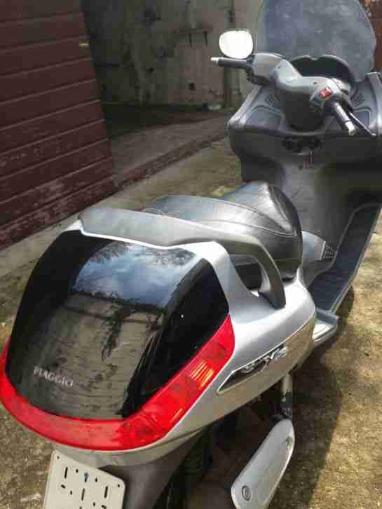 Roller Piaggio x8