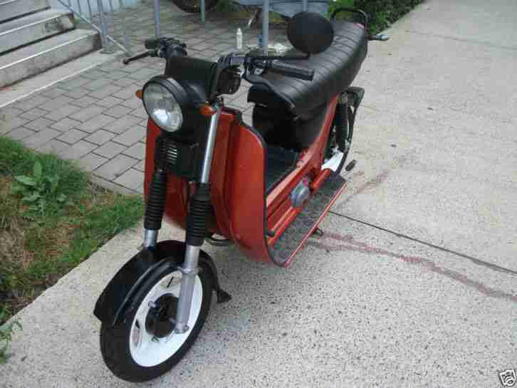 Roller SR 50 mit Papiere