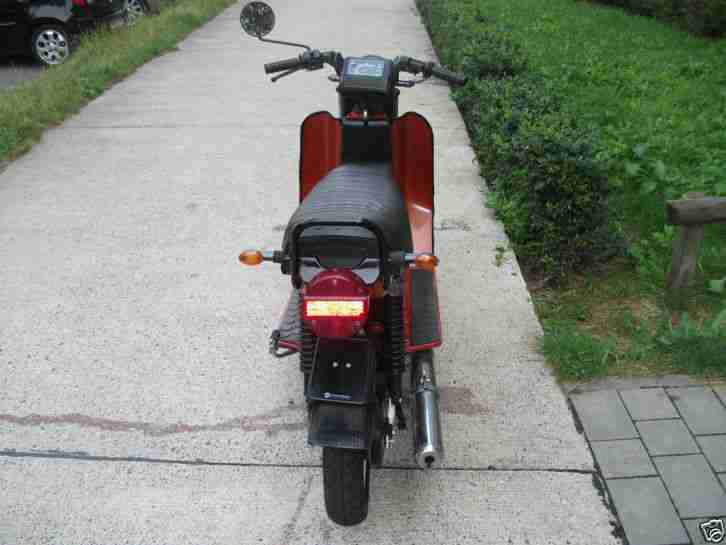 Roller SR 50 mit Papiere