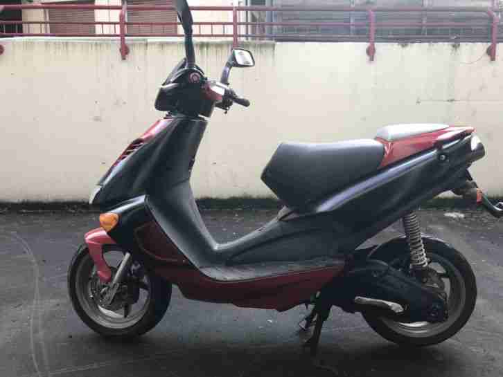 Roller Scooter Aprilia SR 50 LC