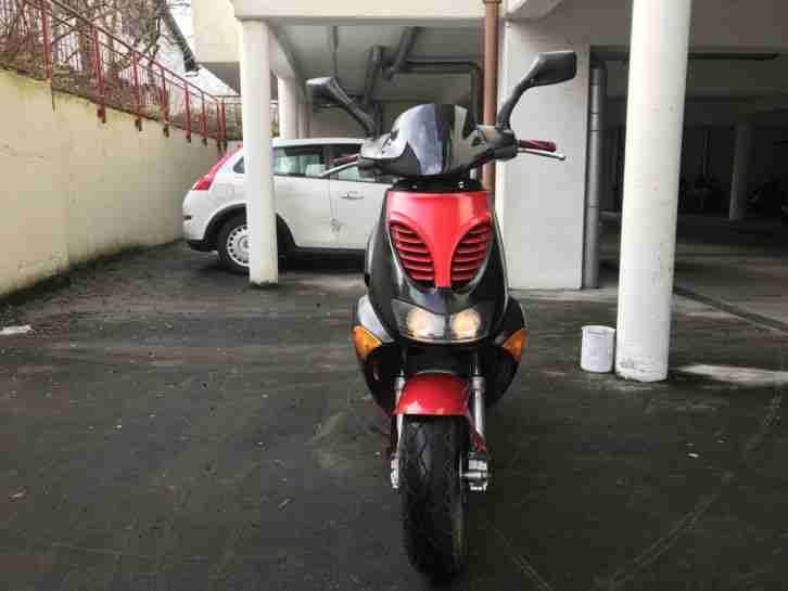 Roller Scooter Aprilia SR 50 LC
