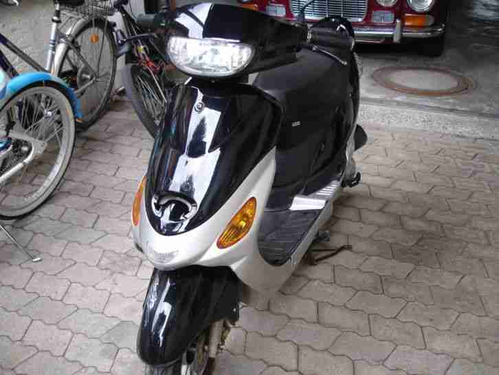 Roller Scooter Jackfox Rex 2.000km Boatian YY50QT