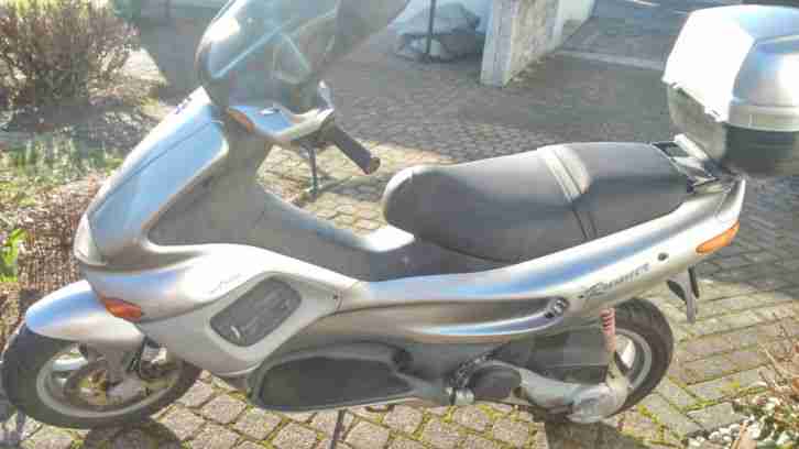 Roller-- Vespa--Gilera-Runner C 14