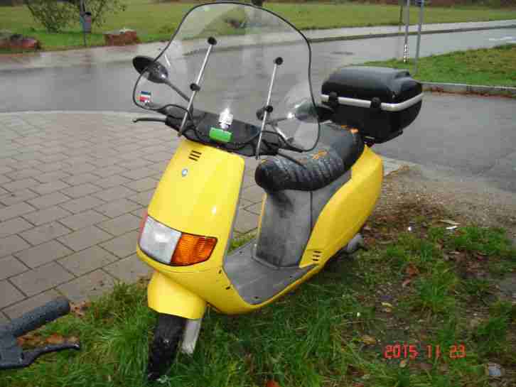 Roller Vespa Sfera NSL 50 mit