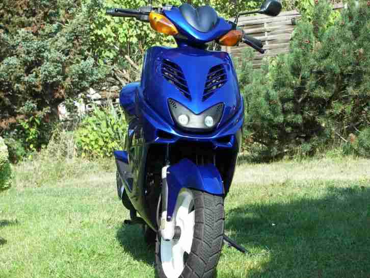 Roller Yamaha Aerox Bj.99 25er und 50er Papiere