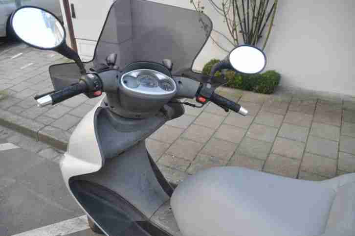 Roller Yamaha Majesty S125