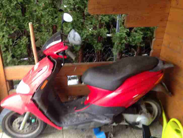 Roller piaggio diesis 50 und Keeway Roller