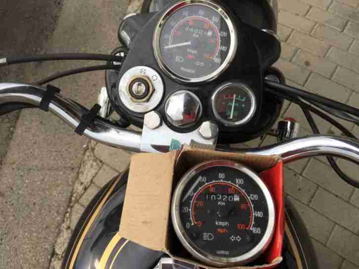 Royal Enfield Bullet 500 cm³, 16 KW