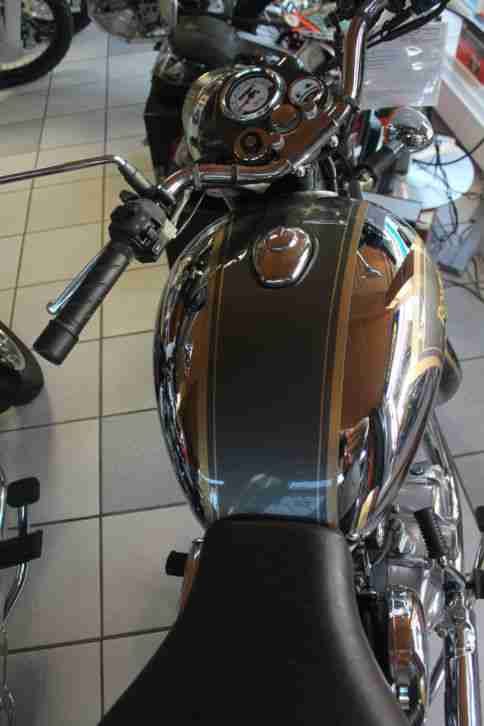 Royal Enfield Classic 500 Chrome Motorrad NEU