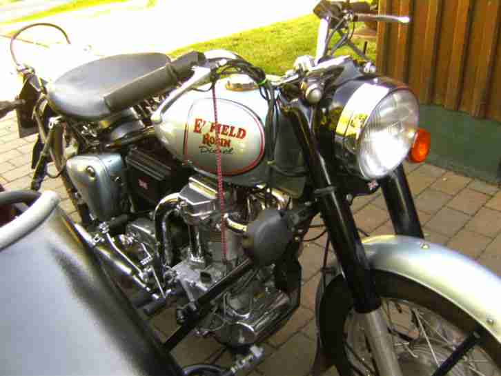 Royal Enfield Robin Diesel Gespann