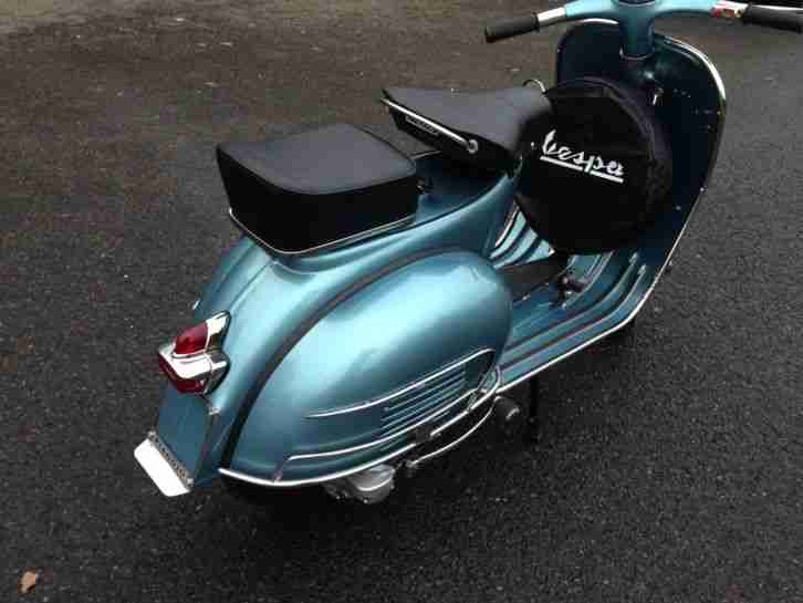 SCHÖNER VESPA ROLLER 2 J. TÜV ,VBBT1 BJ.1961 IN ORG. FARBTON IN D. RESTAURIERT