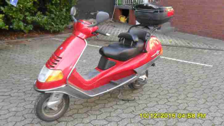 SEHR GEPFLEGTER PIAGGIO HEXAGON ROLLER 125CCM BJ.1996 ZWEITAKTER 9700KM