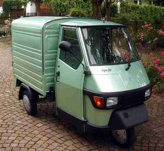 SONDERMODELL PIAGGIO VESPA APE 50 - KASTENROLLER - SONDERLACKIERUNG