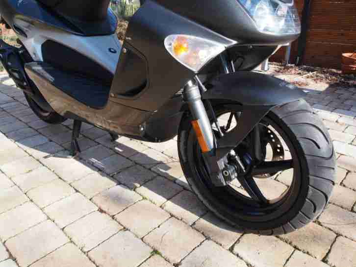 SR 50 Aprilia DiTech aus erster Hand. Original 1300km, offen