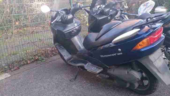 SUZUKI BURGMAN UH125 Bj.2003 BURGMANN TOUREN ROLLER