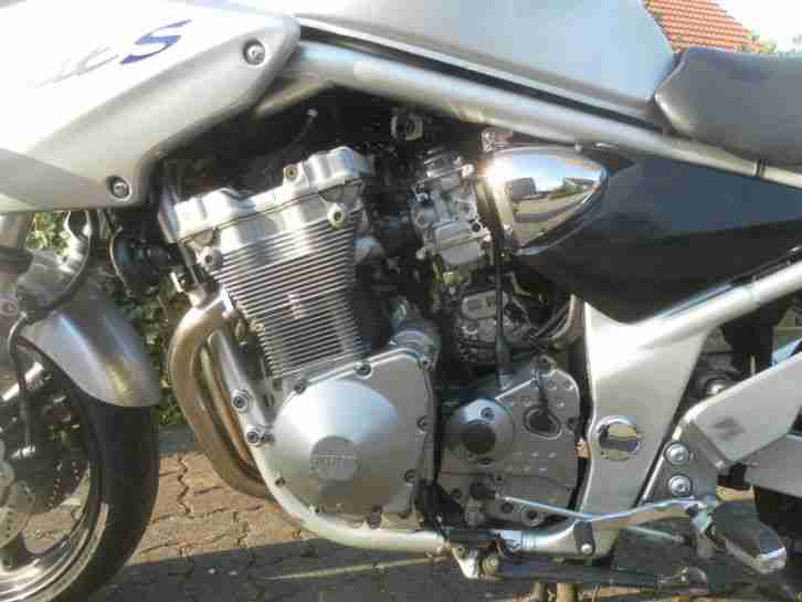 SUZUKI Bandit GSF 600S silber wie neu org. 7700km 1 Vorbesitzer