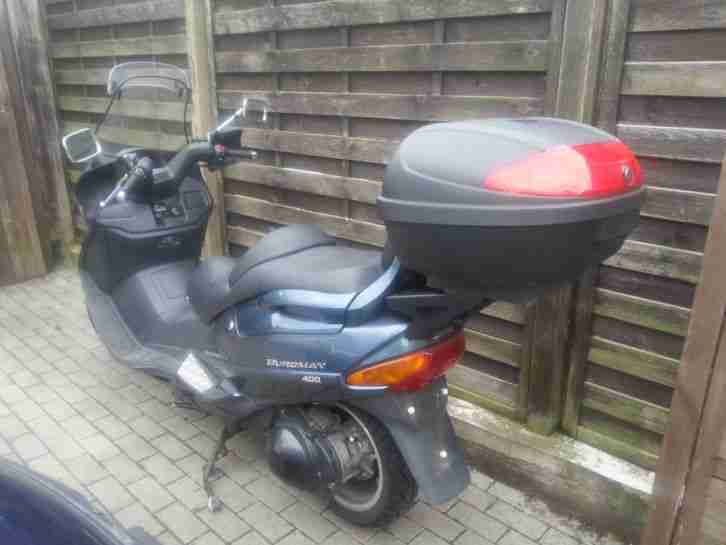 SUZUKI Burgman 400 in Teilen