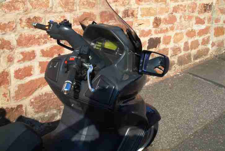 SUZUKI Burgman AN 650 K8