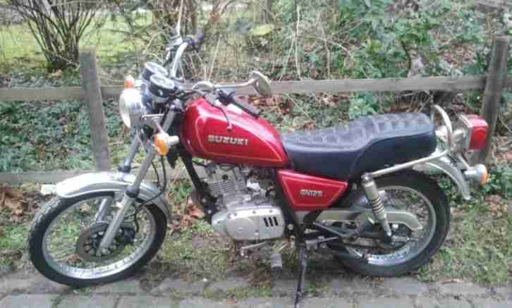 SUZUKI GN 125 GN125 LKRAD Motorrad 125ccm