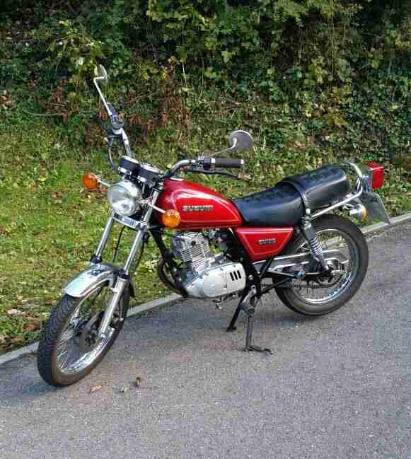 SUZUKI GN 125 ( MOTORRAD )