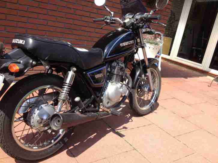 SUZUKI GN 125 - wenig gelaufen! Sehr gepflegtes Motorrad