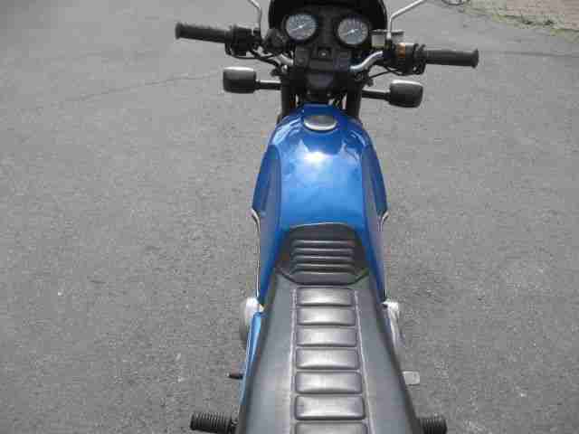 SUZUKI GS 40 X aus 1981 wie abgebildet mit PAPIERE + SCHLÜSSEL der MOTOR DREHT