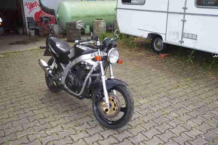 SUZUKI GS 500E / GM 51 B SCHWARZ BAUJ.1990 MIT AT.MOTOR