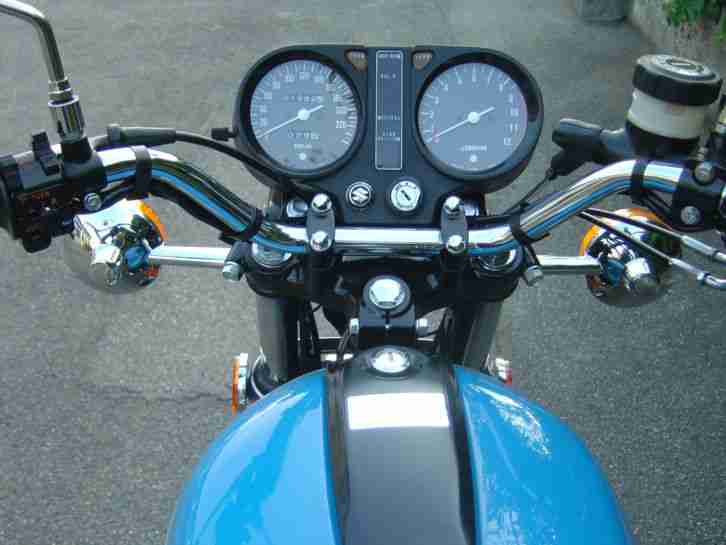 SUZUKI GS 750 D