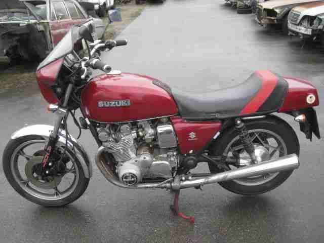 SUZUKI GS 850 G aus Baujahr 1980 mit Papieren und Schlüssel MOTOR LÄUFT