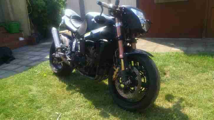 SUZUKI GSX R 1000 Streetfighter angemeldet mit TÜV