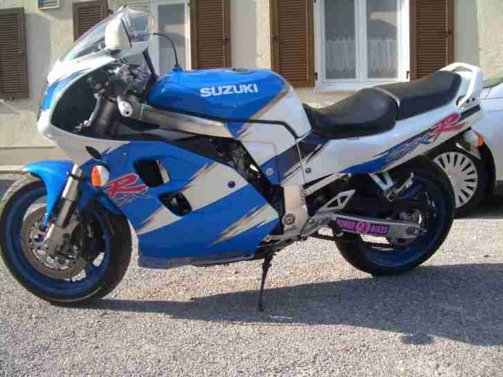 SUZUKI GSX-R 1100