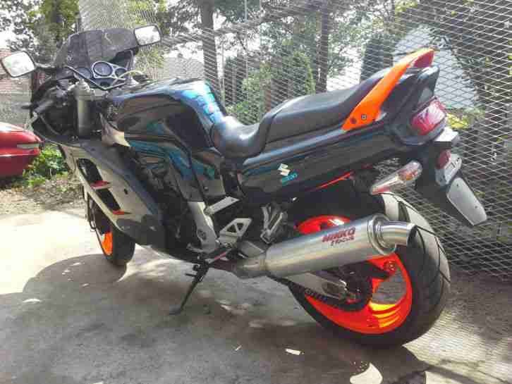 SUZUKI GSX-R 1100