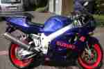 GSX R 750 SRAD BJ.99 DEFEKT BENZIN