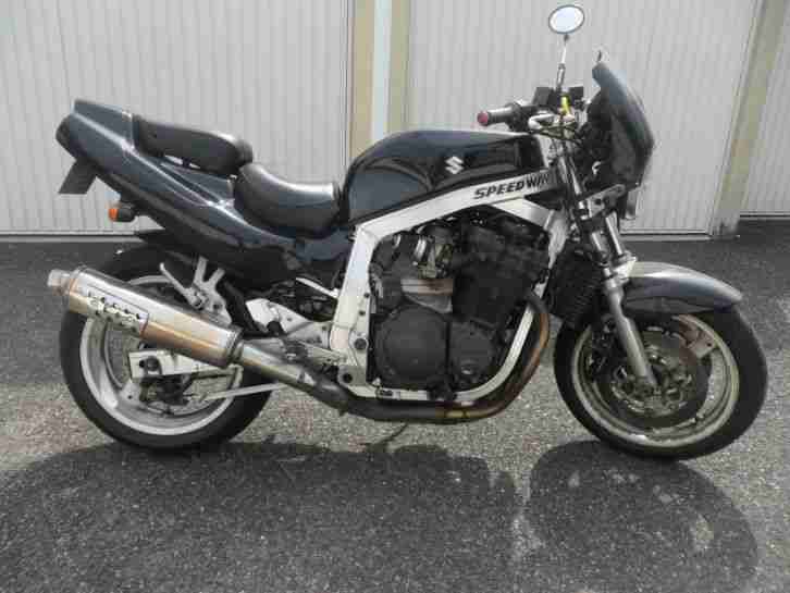 SUZUKI GSXR 1100 GSXR1100 BJ 1987 Motor 1990