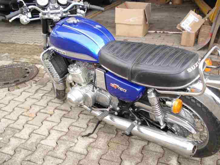 SUZUKI GT-750 "Wasserbüffel" größter Zweitakter EZ1978 guter Zustand f. Sammler