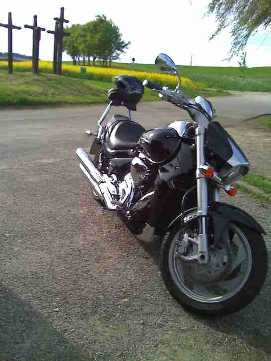 SUZUKI M1800R sehr guter zustand erst 11300km