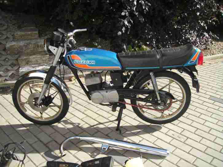SUZUKI Mokick GT50