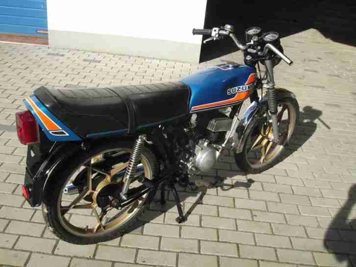 SUZUKI Mokick GT50