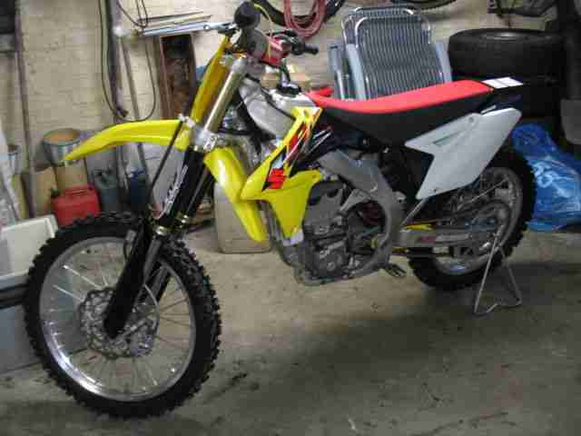 RMZ 450 Bj. 2013 19 Std. gelaufen (Top